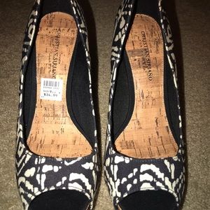 Cute brand new platform, WIDE WIDTH!